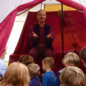 Märchen erzählen vor Kindern